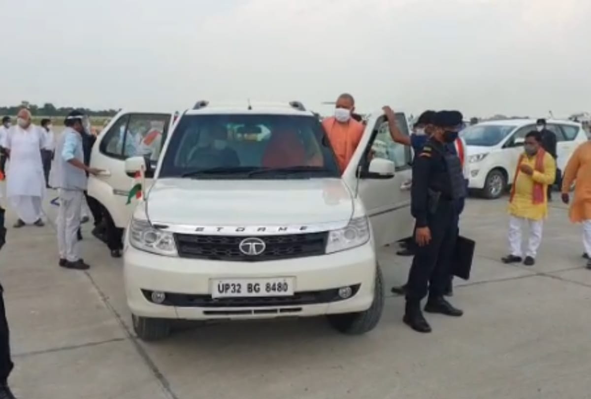 CM Yogi Adityanath visit in Kushinagar International Airport update News