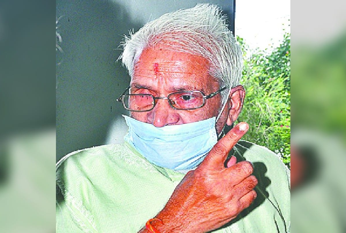pitru paksha 2020 elderly man living in the ramlal old age home agra