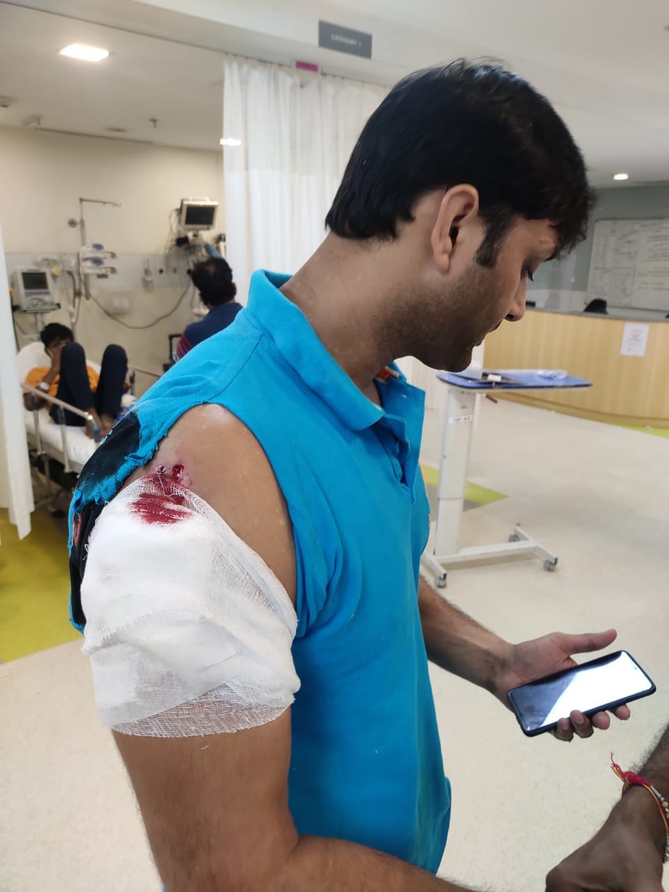 fires on inspector sonu malik, narrow escape