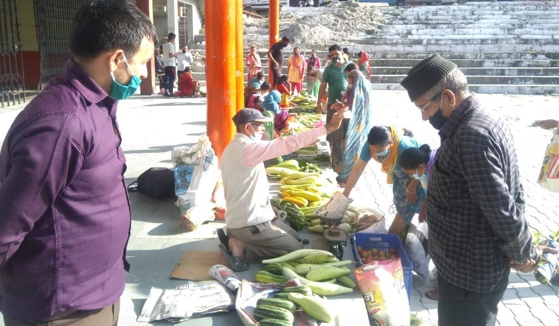 11 quintals of vegetables sold in four hours in Kisan Grahak Mandi