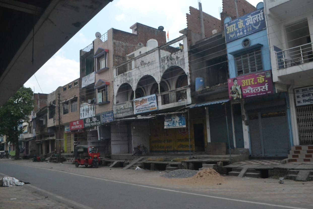 shops are closed during lockdown