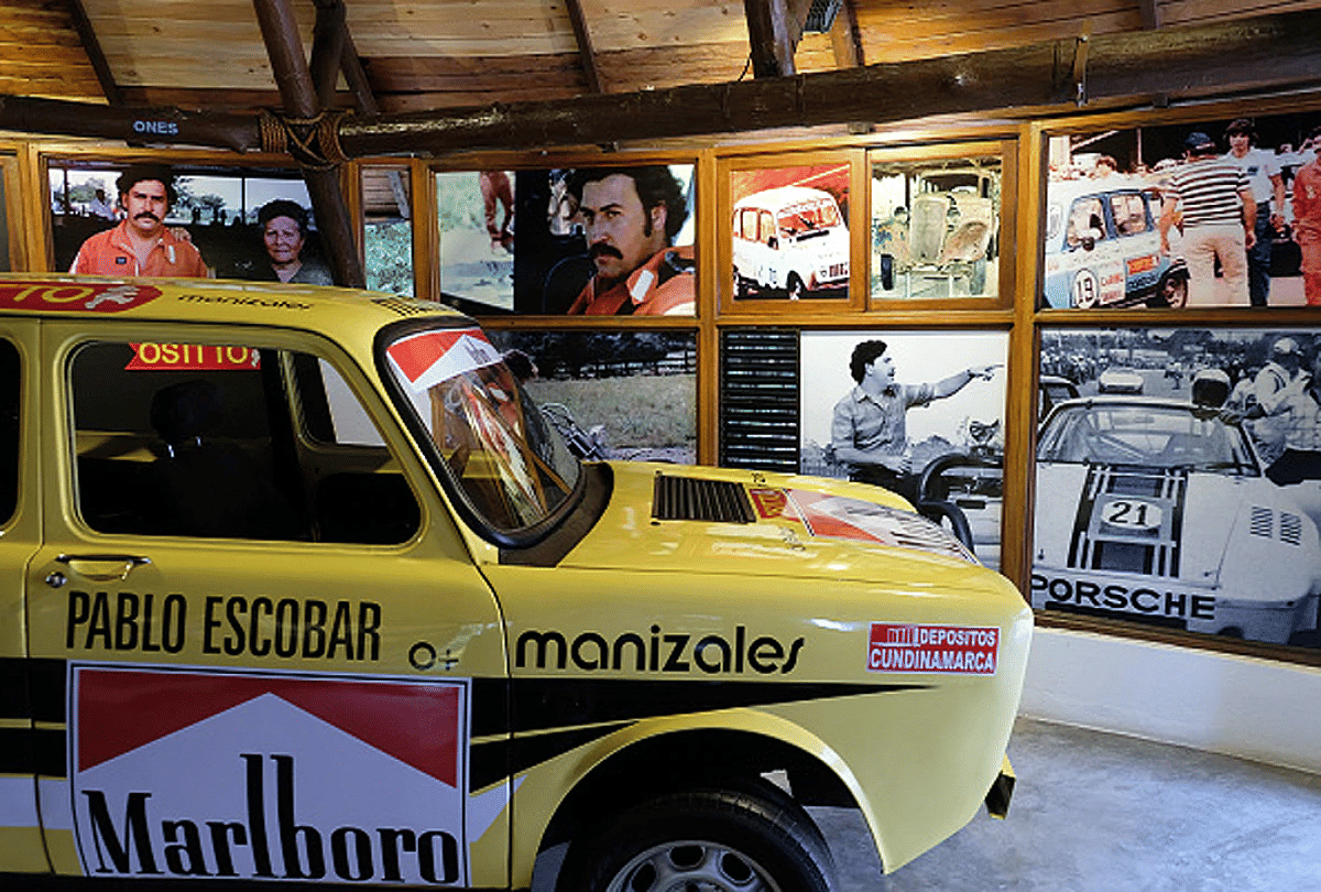 pablo escobar most dreaded drug mafia in world who killed 15 thousand people for business