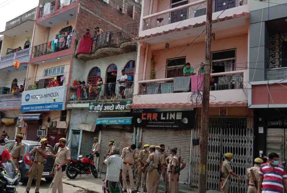 Vikas Dubey: Tenants who fled Jai's house after confiscation order, today magistrate has seized many properties