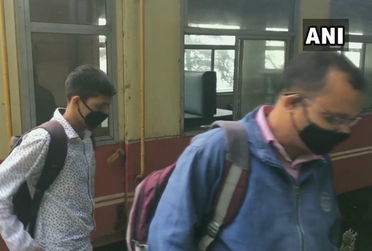 train service started in himachal two passengers arrived at shimla railway station
