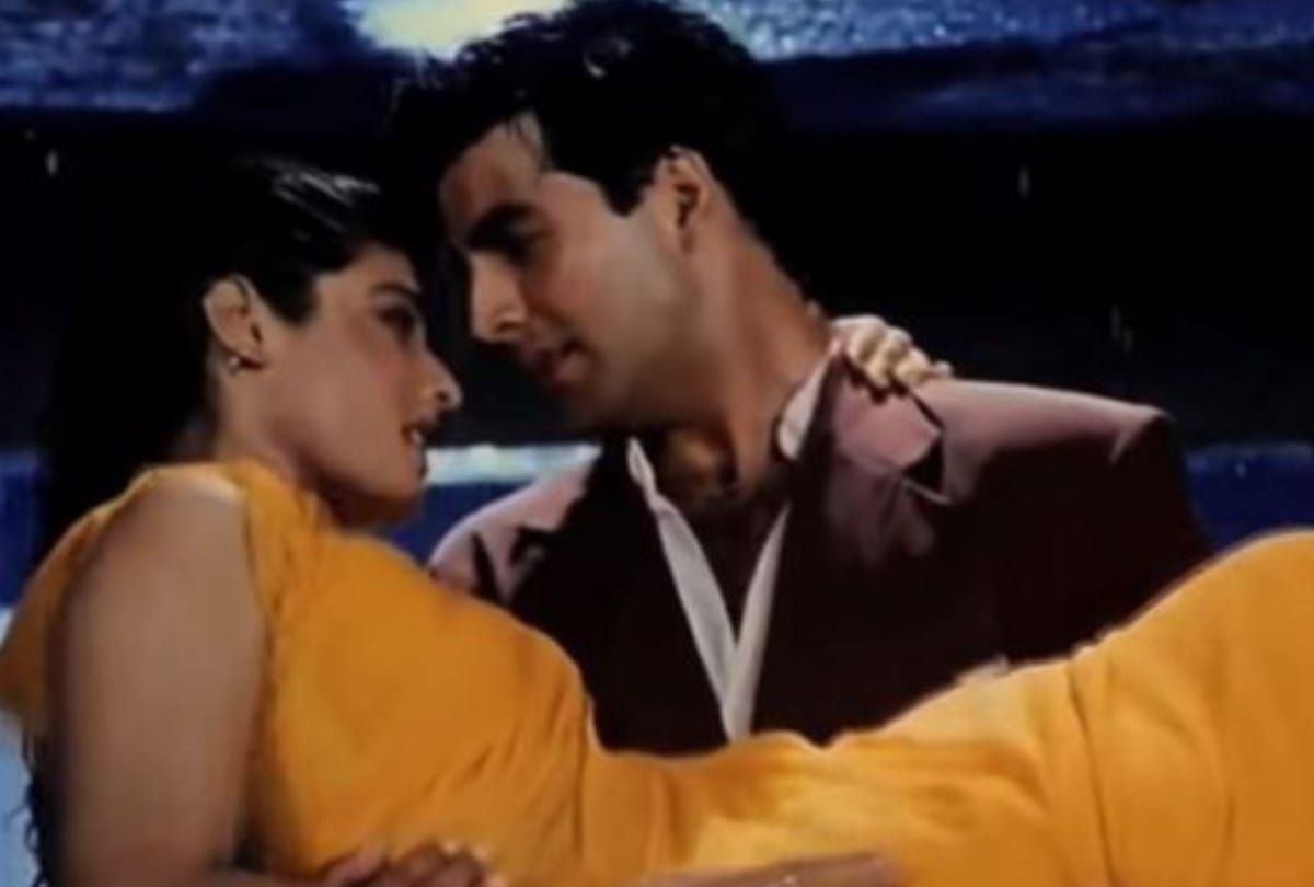 As Per Reports Akshay Kumar Raveena Tandon reunite after 19 years for Welcome 3 titled Welcome To The Jungle