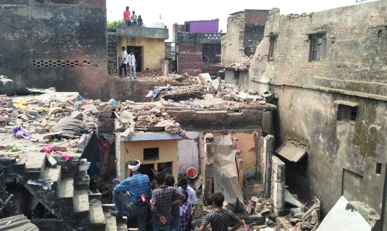 Explosion in firecrackers, youth dies, two women injured