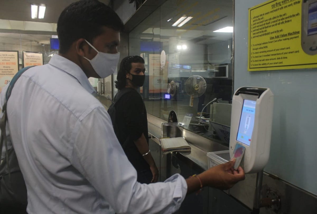 Delhi Metro News: Delhi Metro Resume Services On Yellow Line See In Pictures Rajiv Chowk And Other Metro Station
