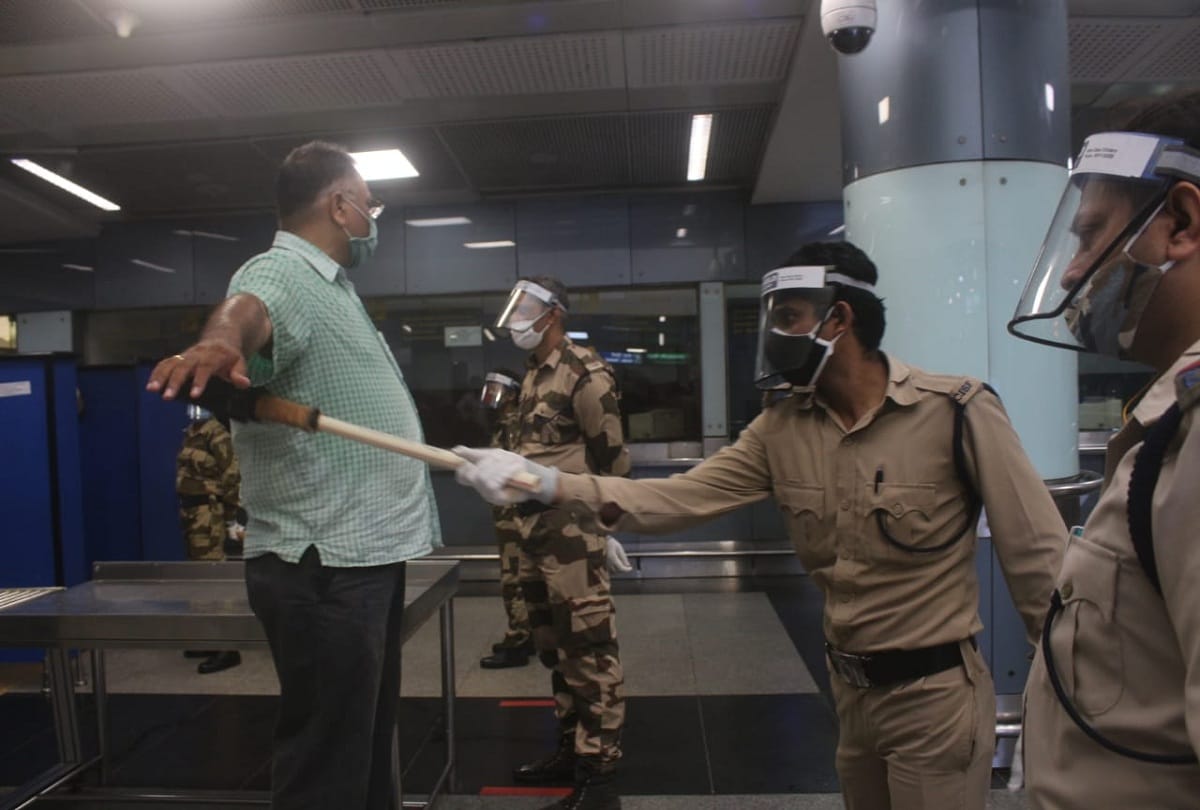 Delhi Metro News: Delhi Metro Resume Services On Yellow Line See In Pictures Rajiv Chowk And Other Metro Station