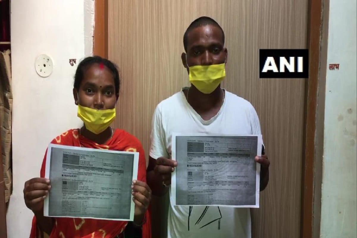 A couple, who reached Gwalior from Godda on a scooter given return air tickets