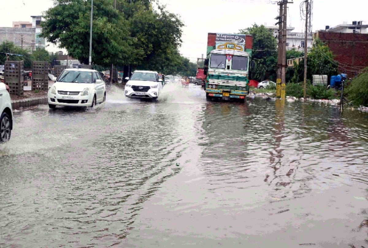 delhi NCR weather Heavy water logging in faridabad after two hours of rainfall see pictures