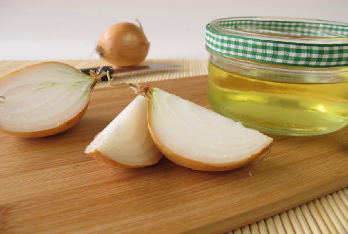Is onion juice solution to reduce hair fall and new growth, all you need to know about this