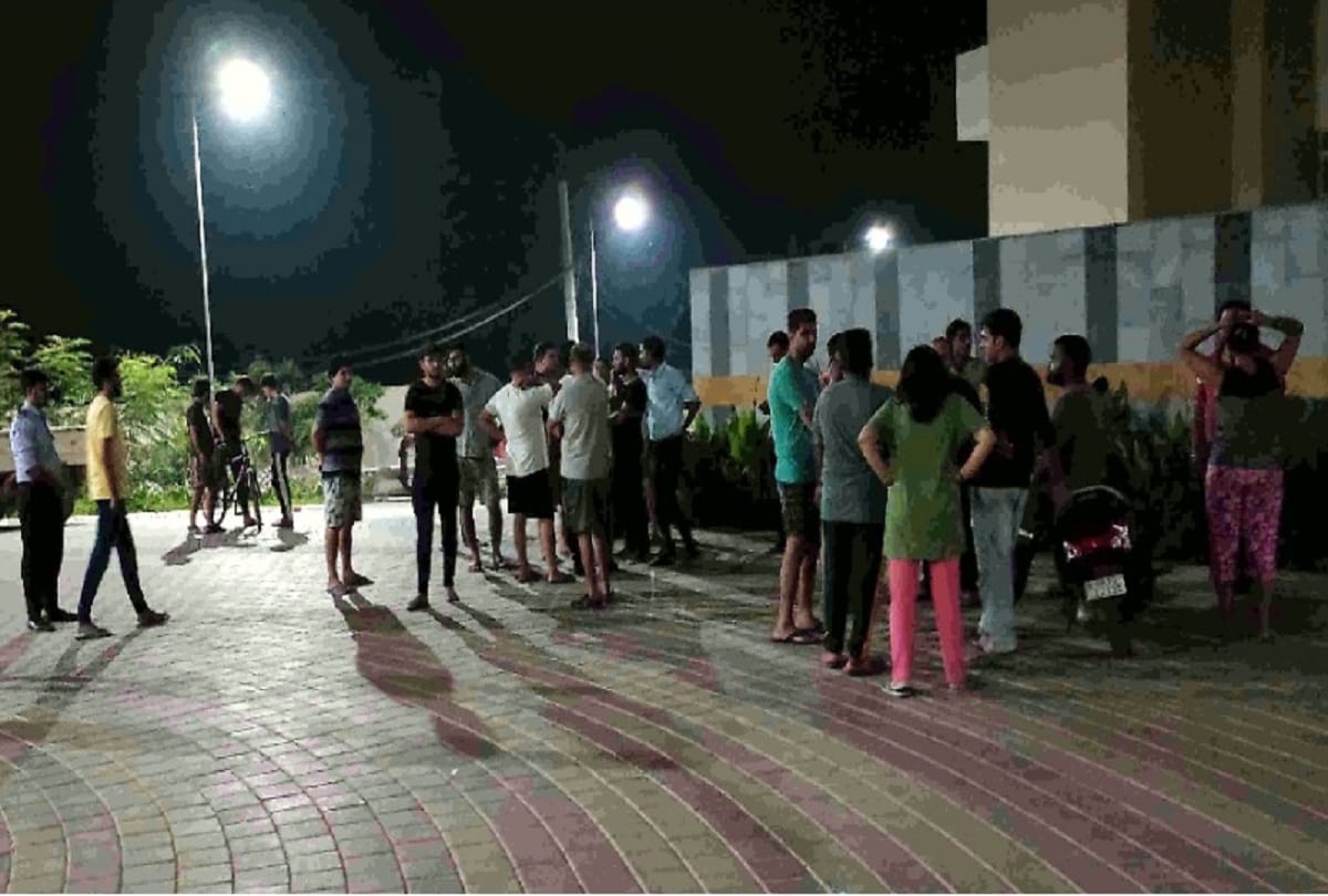Sohna GLS Aravali homes society family beaten by lift operator as they complains about it