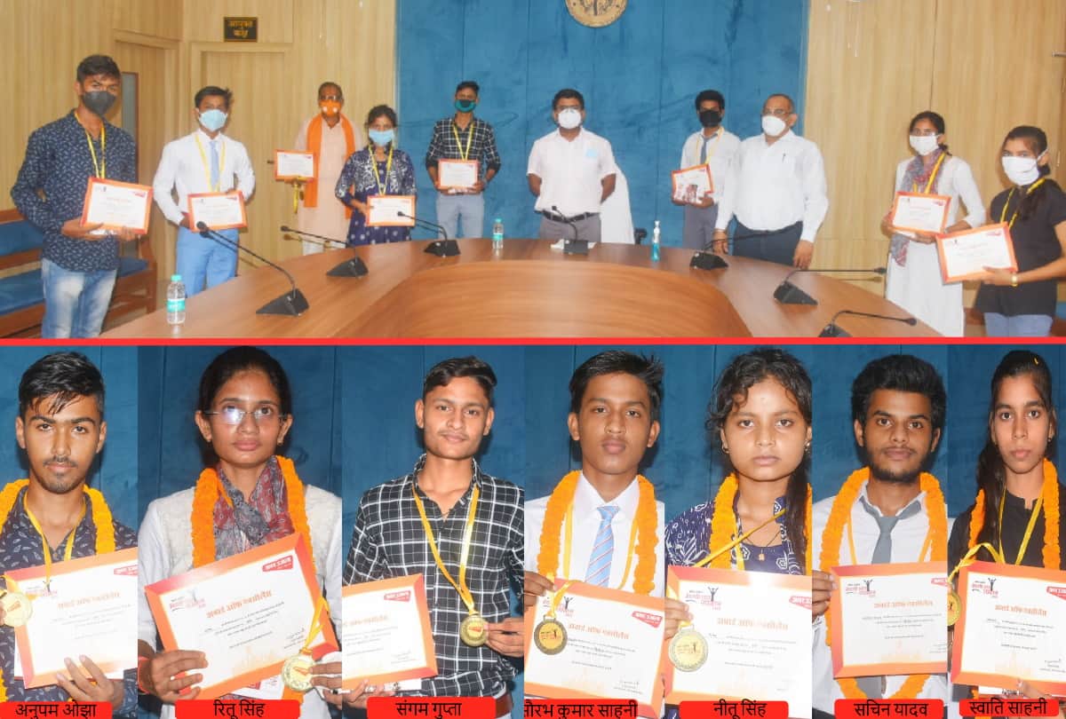 Amar ujala medhavi samman samaroh 2020 held in gorakhpur latest photos