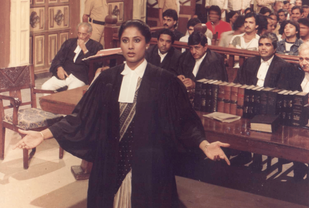 Aaj Ki Awaz this day that year series by pankaj shukla 7 september 1984 bioscope raj babbar smita