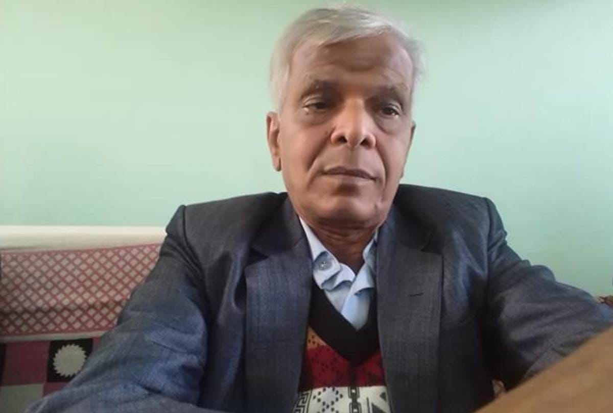 know about the struggle of these people for hindi language