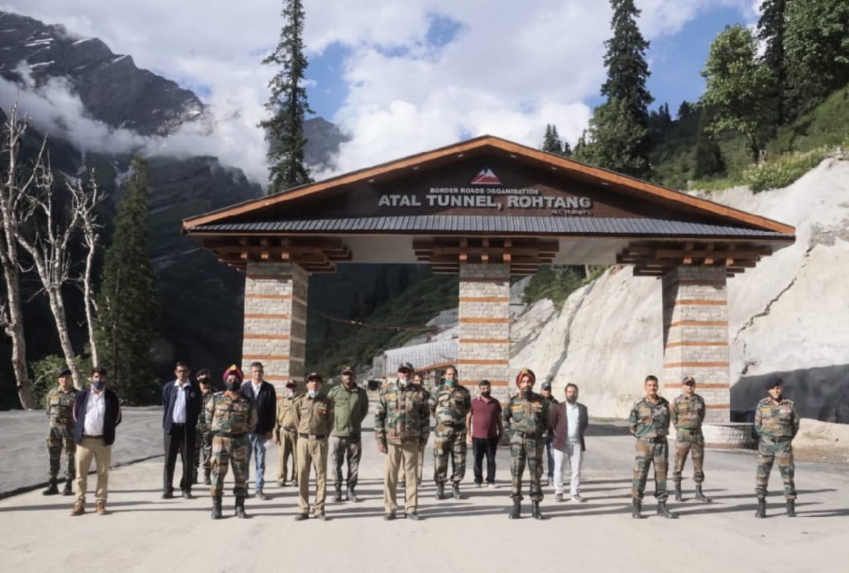 Atal Tunnel is a strong message for China-Pakistan, manali-ladakh road would be open for a year