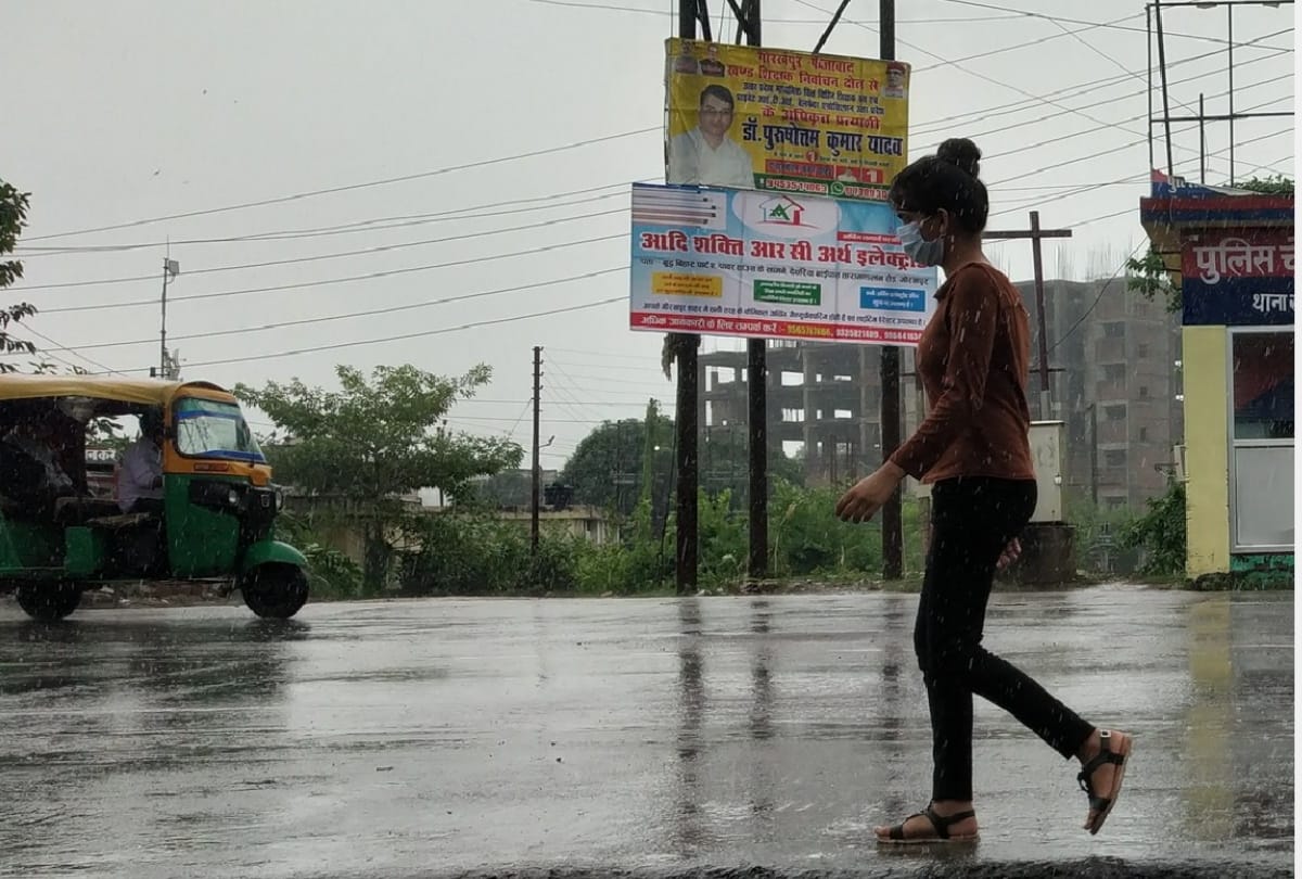 light rain start in Gorakhpur weather news update see latest photos
