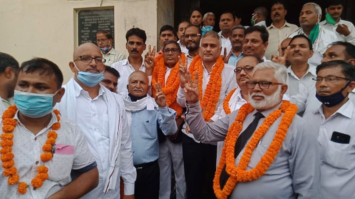 Rannvijay became the President of the District Bar Association, Balkeshwar Tripathi became minister