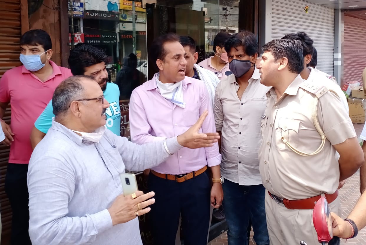 seven shops, shopkeeper protest, case file