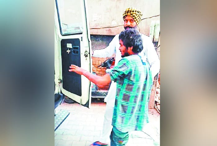 chandigarh police and ambulence ignorance regarding injured man