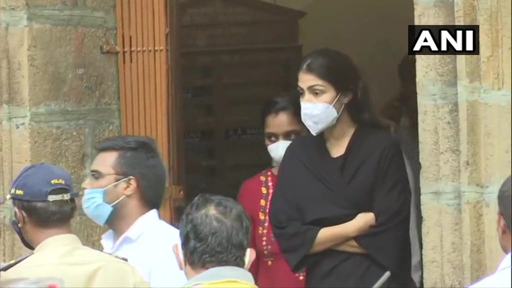 Rhea Chakraborty News: Sushant Singh Rajput Case Rhea Chakraborty Bail bail application decision by Bombay High Court