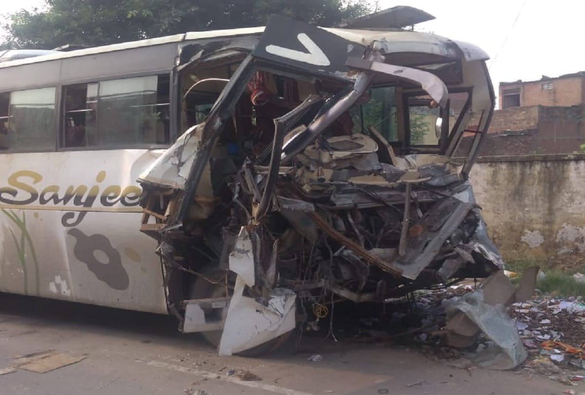 road accident in moradabad Bus collided with tractor-trolley on highway