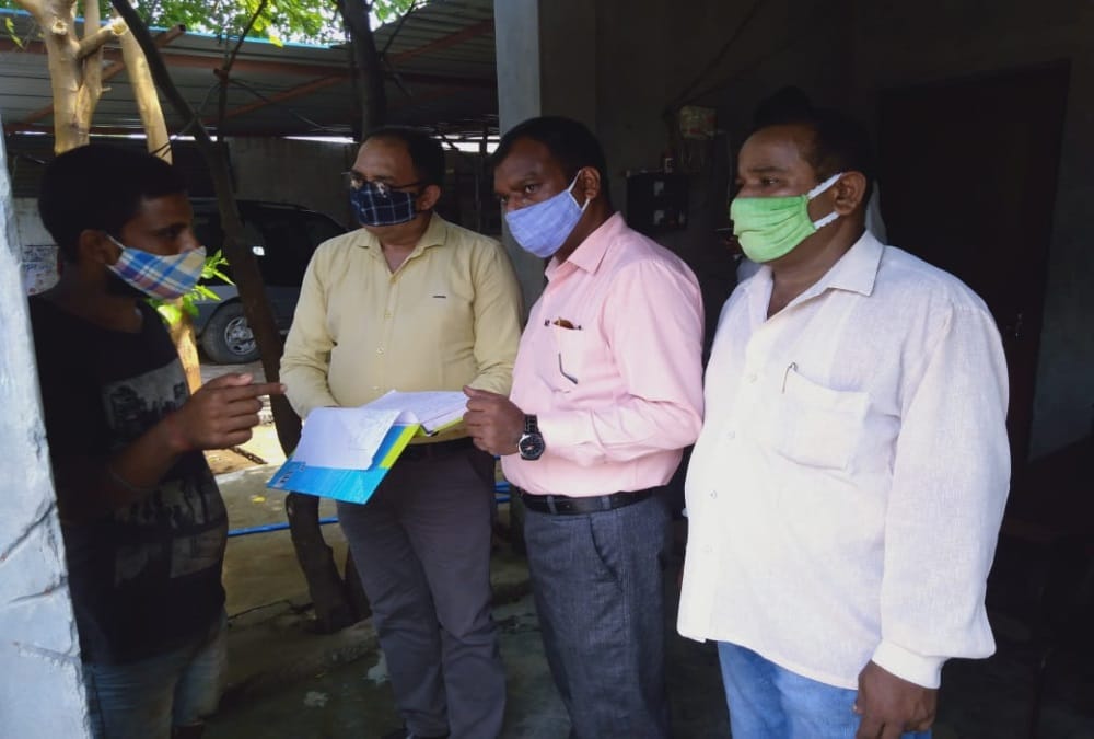 Roorkee: Firing in Gas agency by miscreants for loot, Photos