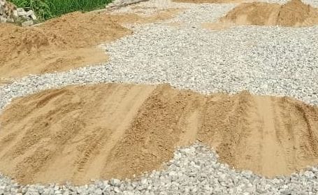 Mud being put in road construction instead of dust