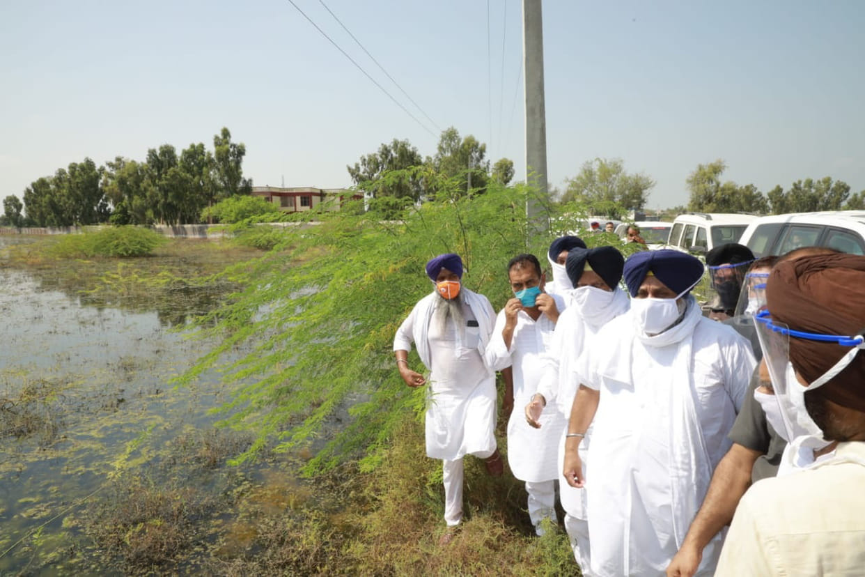 Sukhbir took stock of 17 flood-hit villages in Abohar