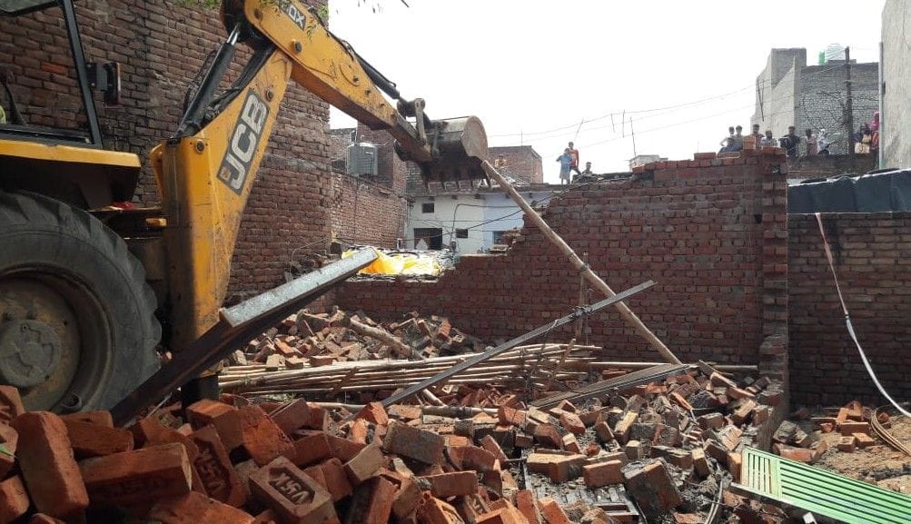 Hathras: Illegal house under construction in fort complex demolished