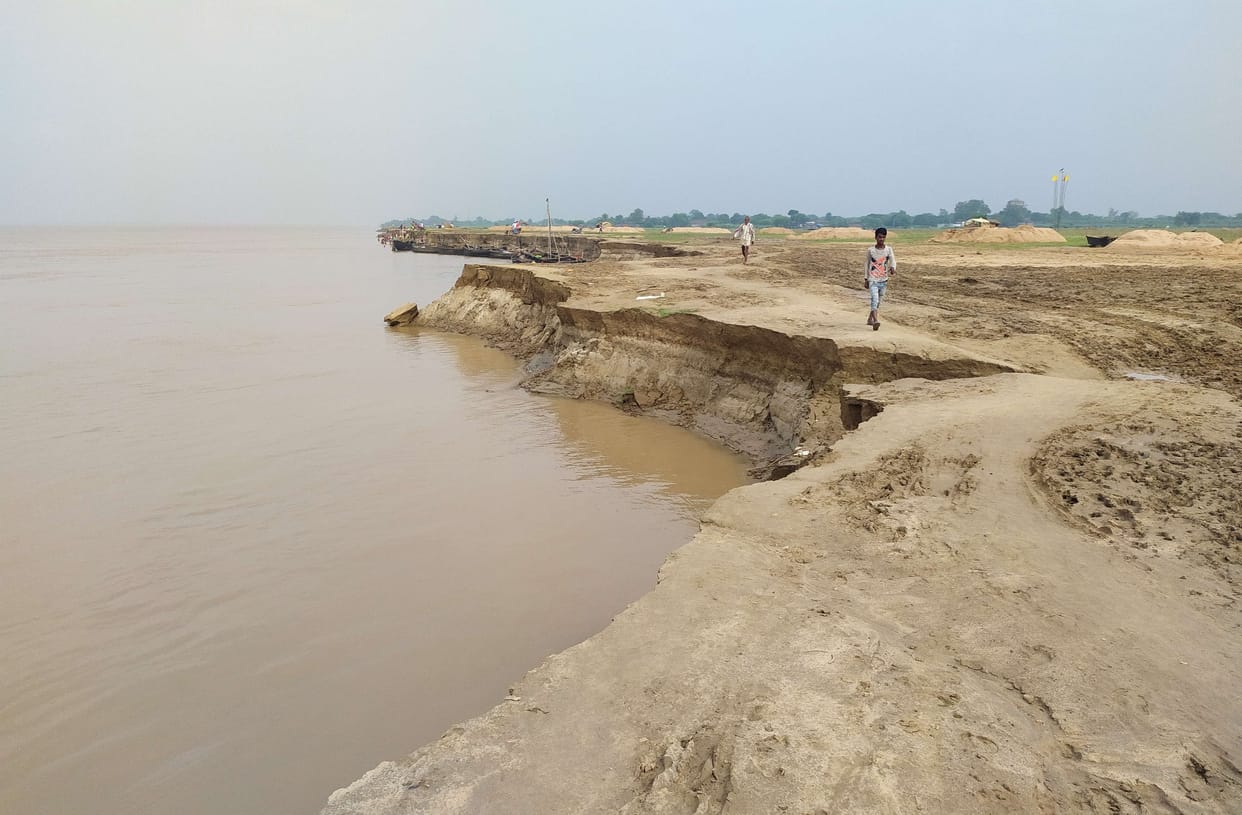 District Collector took stock of dredging work and cutting