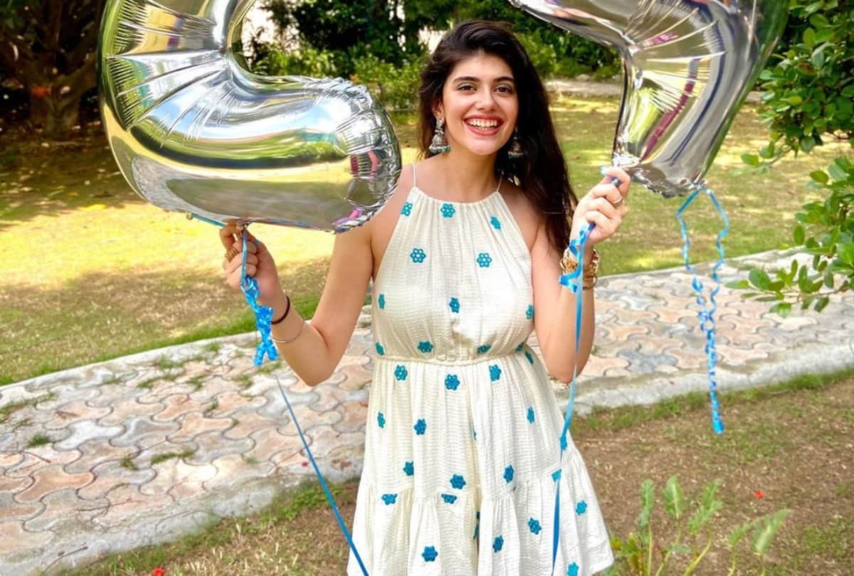 sanjana sanghi is the new bollywood fashionista her white romper dress is best