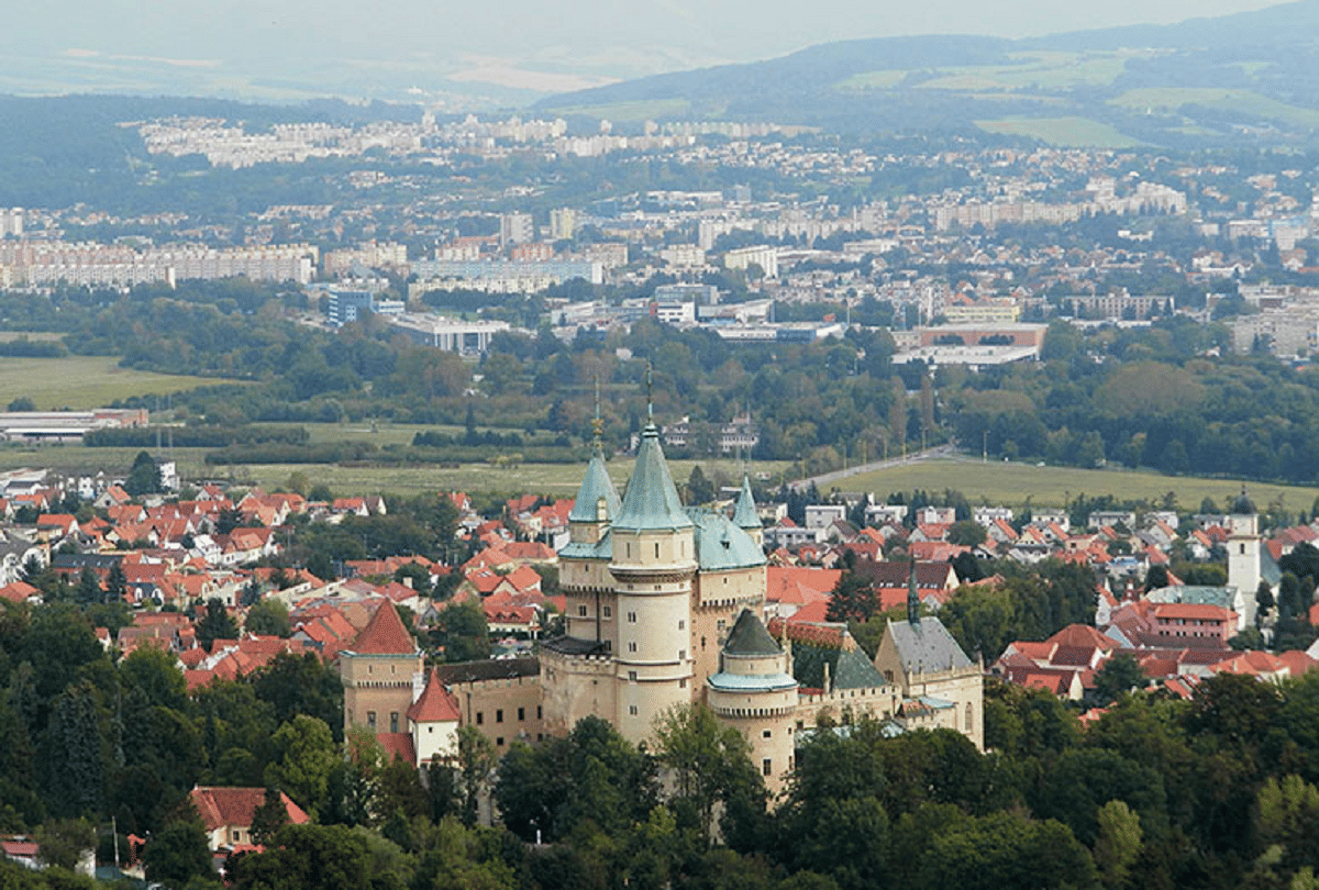 slovakia country with muslims in the world where there is no mosque and not permission to build it