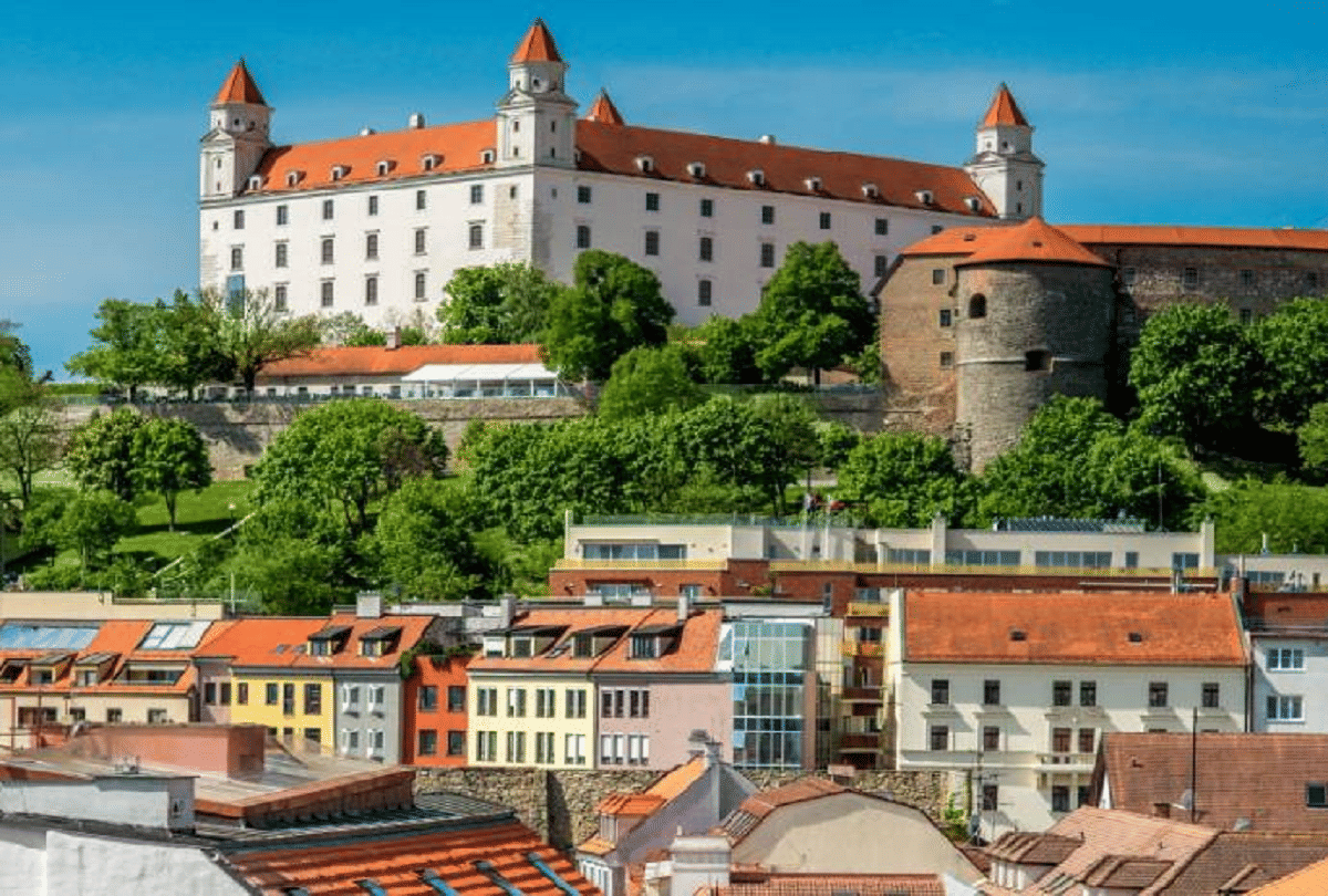 slovakia country with muslims in the world where there is no mosque and not permission to build it