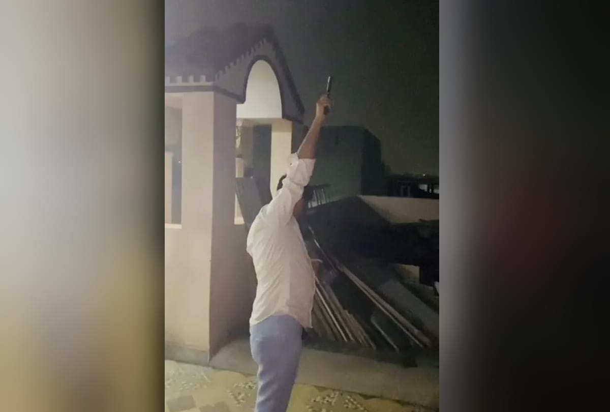 Ghaziabad property dealer son and his 5 friends fire in air on birthday party video goes viral arrested