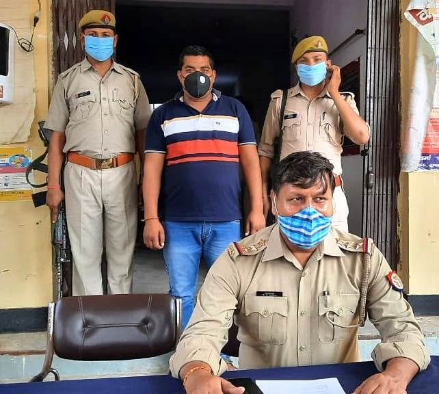 Hathras: Vicious criminal arrested, arrested with cartridges