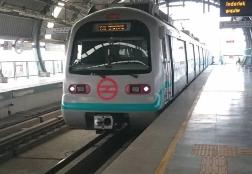 Passengers returned unscathed due to non-payment of cash for token arrangement and smart card recharge