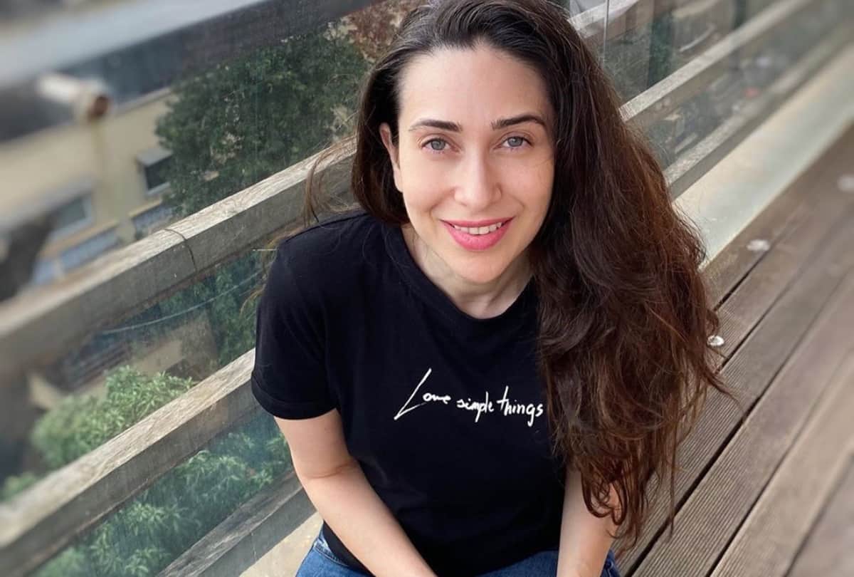 karisma kapoor look stylish in lockdown with statement shirt