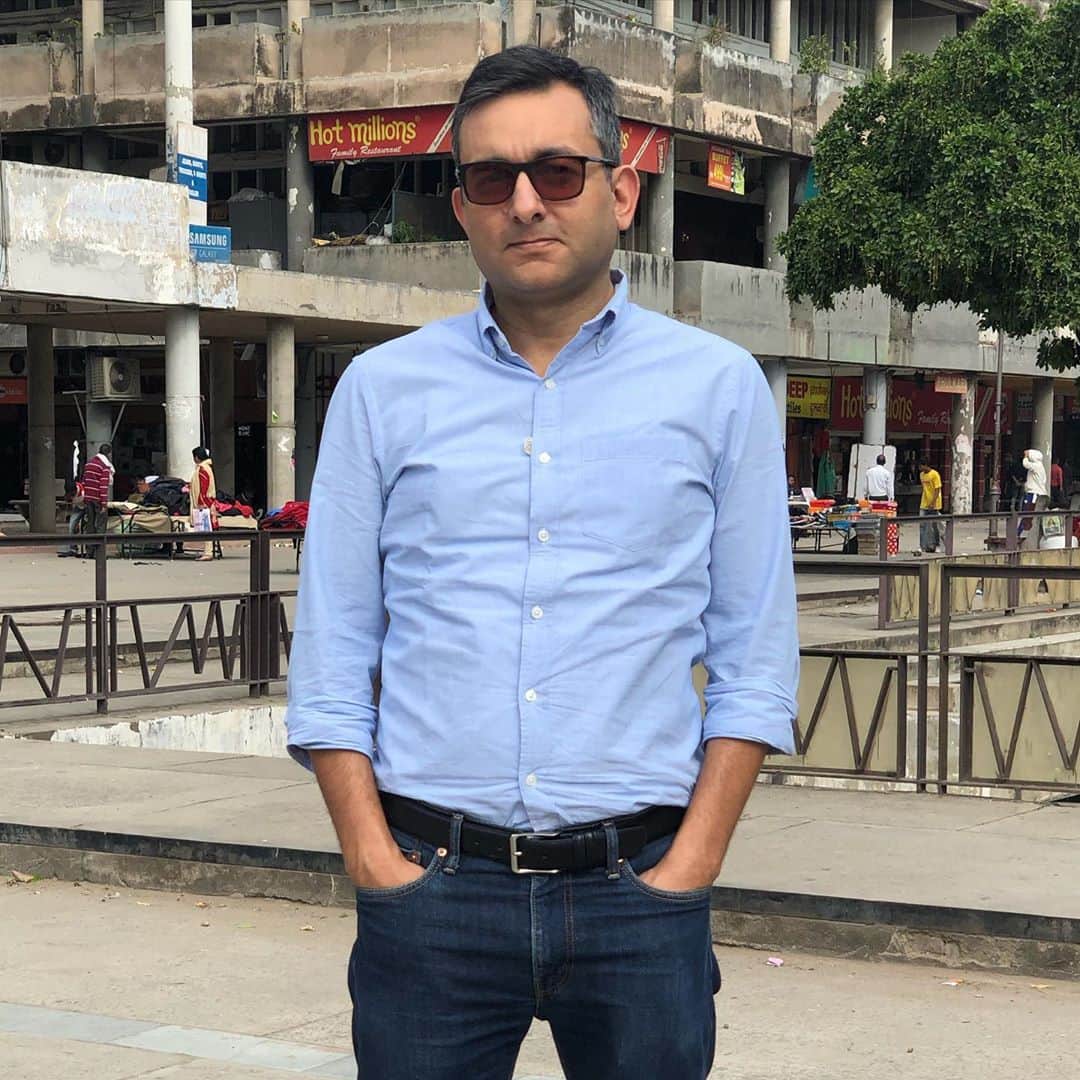 Rahul Pandita angry on Kangana Ranaut for comparing herself to Kashmiri Pandits after demolition of office by bmc