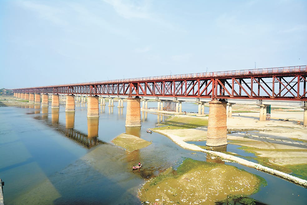 indian railway irctc news in hindi prayag to phaphamau railway line prayagraj allahabad