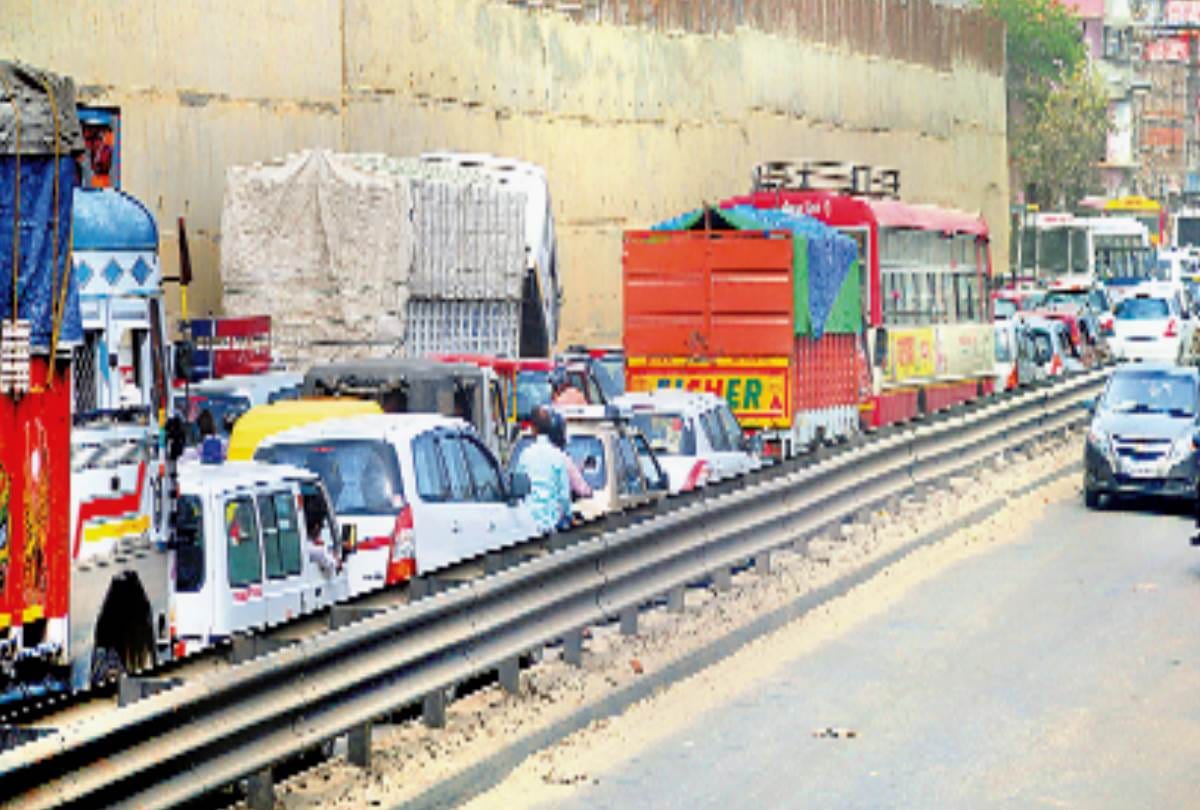 proposal sent to the government to build parking for heavy vehicles at seven entry points of lucknow