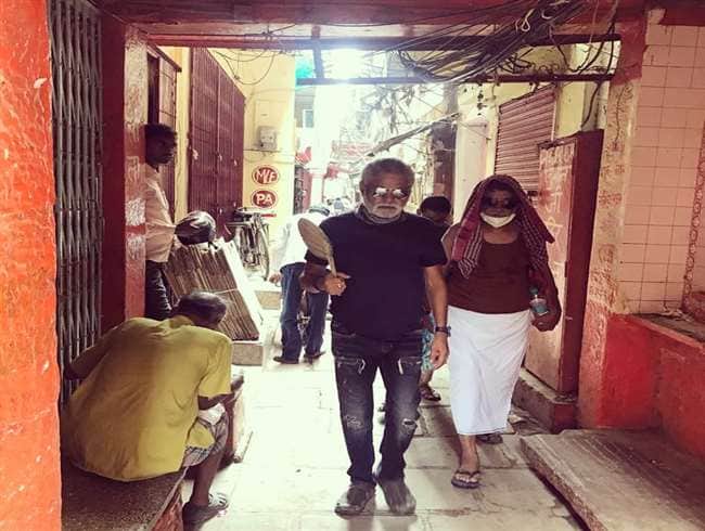 Actor Sanjay Mishra came to Varanasi for the shooting of the film