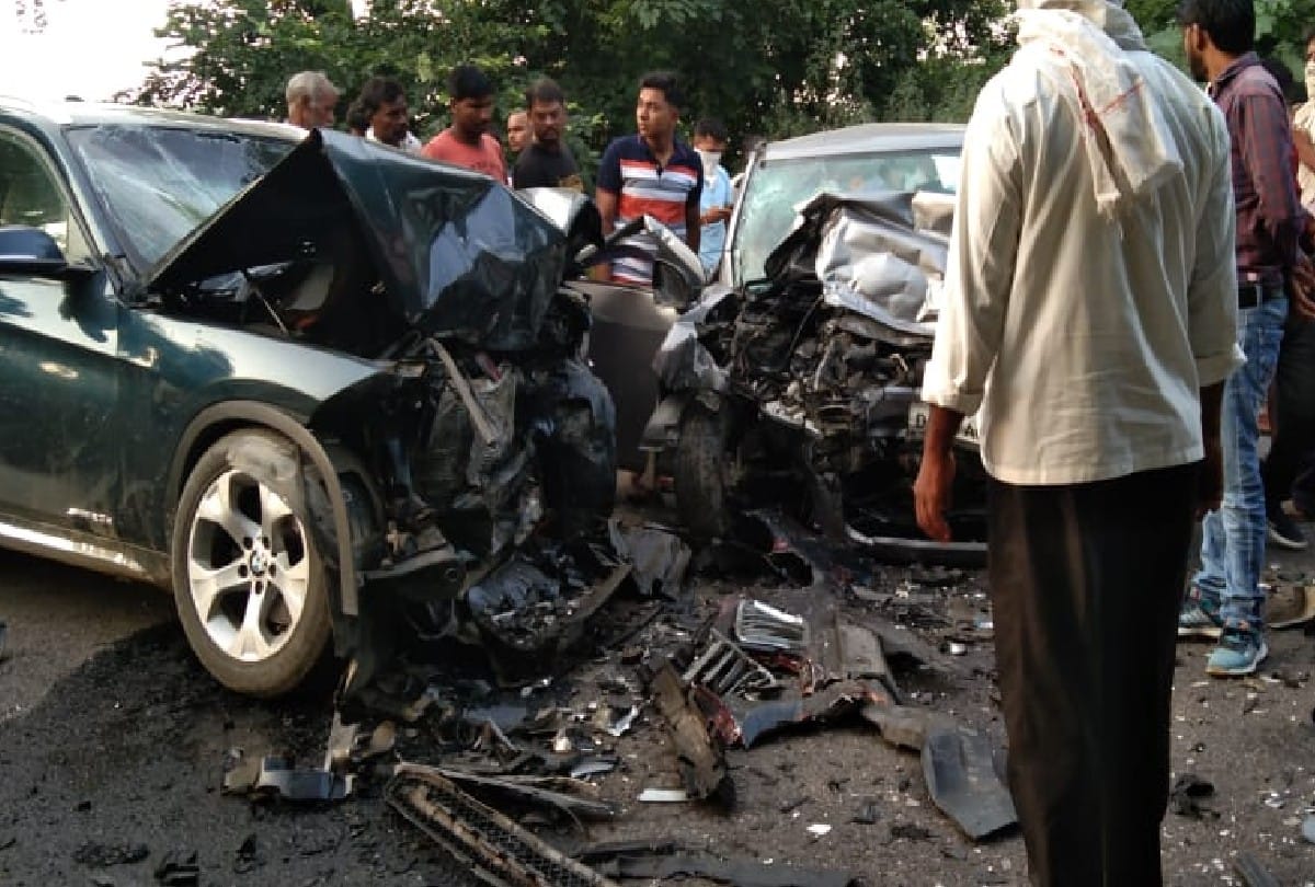 Horrific Car Accident At Kasganj-Bareilly Road Four Died