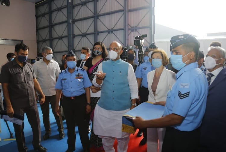 French Defense Minister says, Delivery of 31 Rafale fighter jets will not be delayed