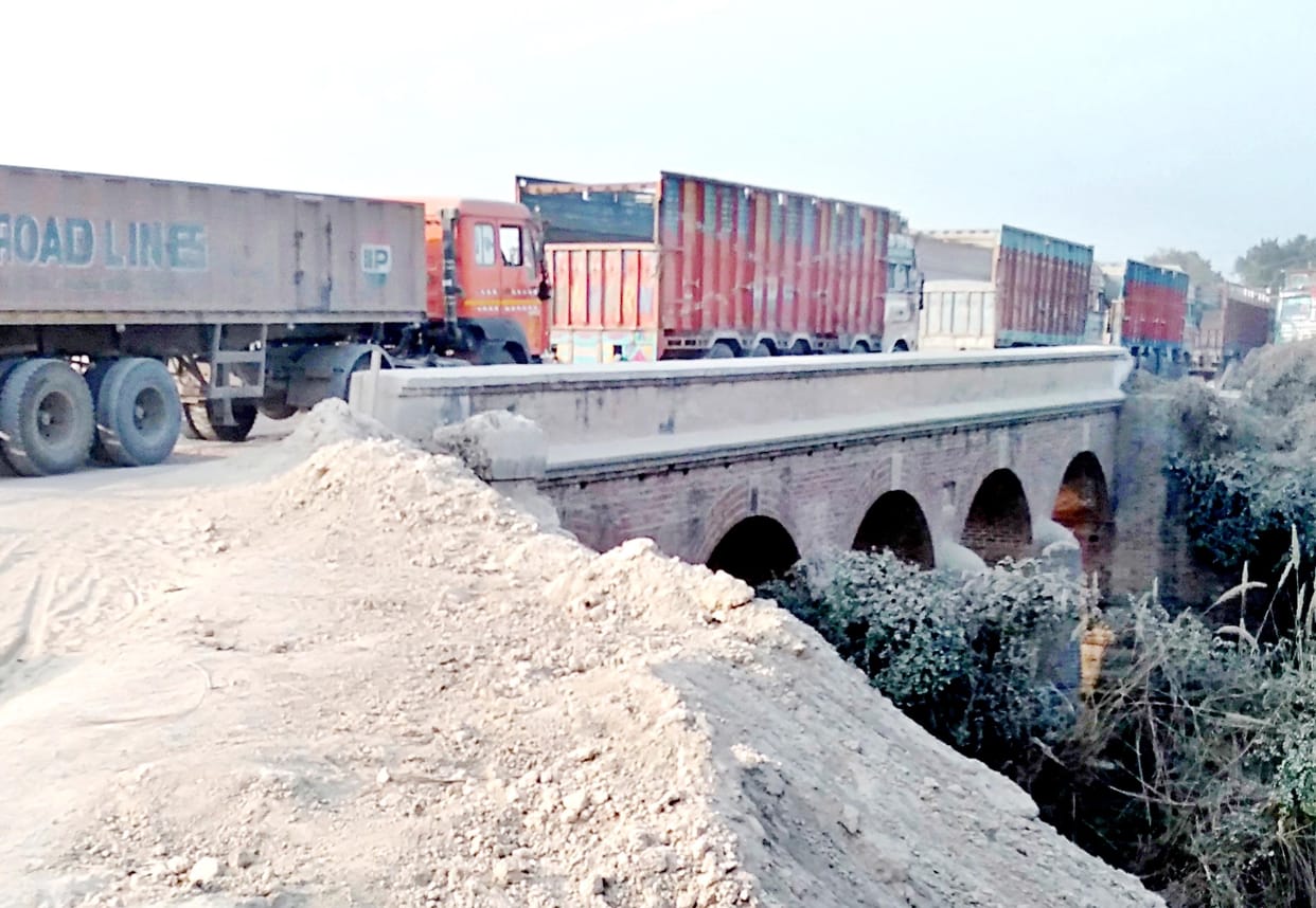 Bridge to be built at a cost of 705.67 lakhs on Varuna River