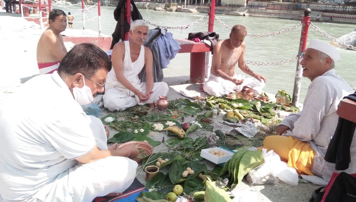 people came in large numbers to do the sharadh of their ancestors