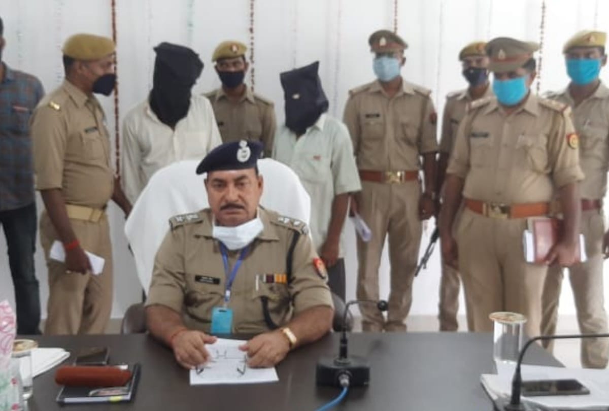 Police arrested illegal weapon making factory two arrested in Deoria