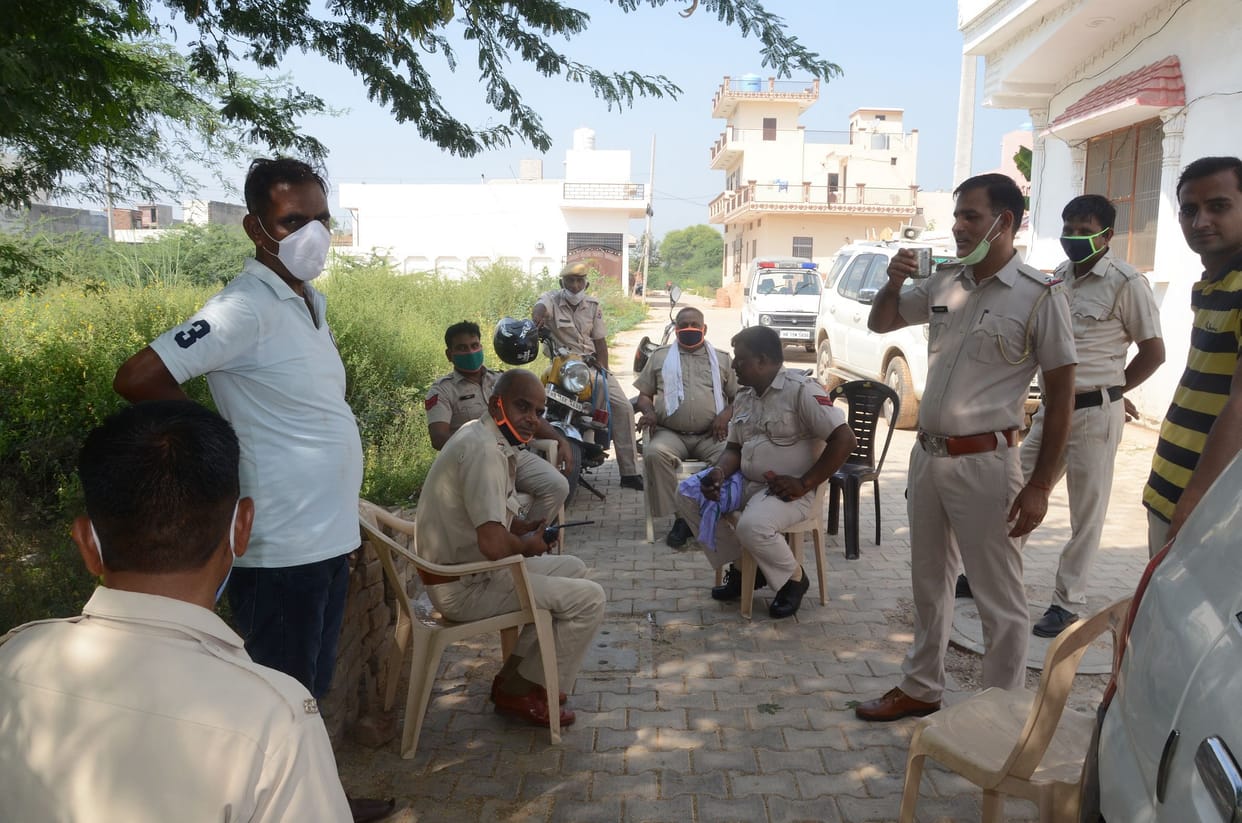 Farmer leaders and comission agent were put under house arrest to stop going to Pipli