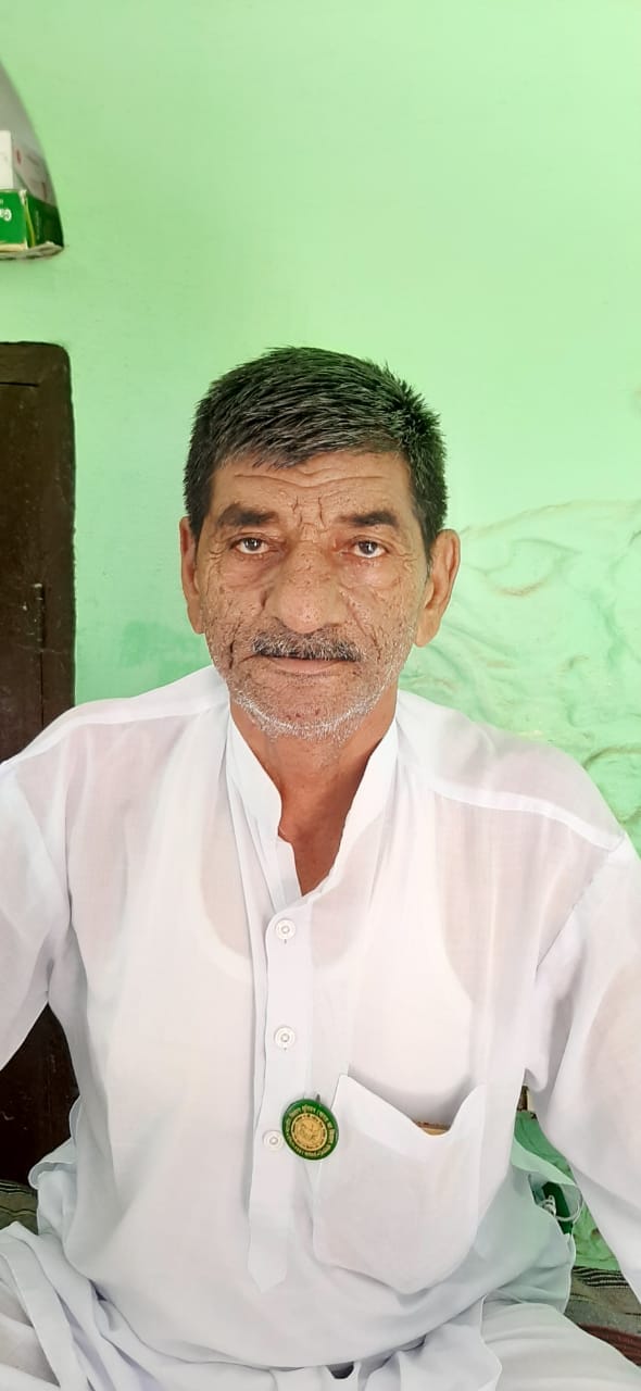Farmers stop work of railway overbridge