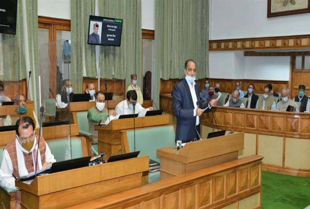 Coronavirus going in direction of community spread : CM jairam Thakur